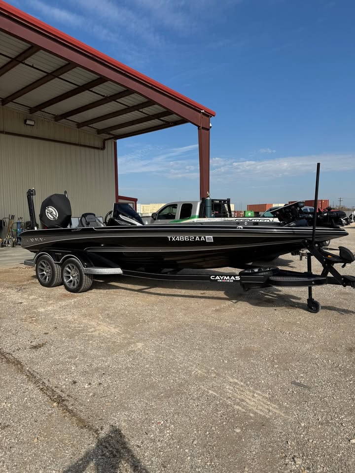 DEMO 2025 Caymas CX21 PRO W/ 250 Mercury 4 Stroke