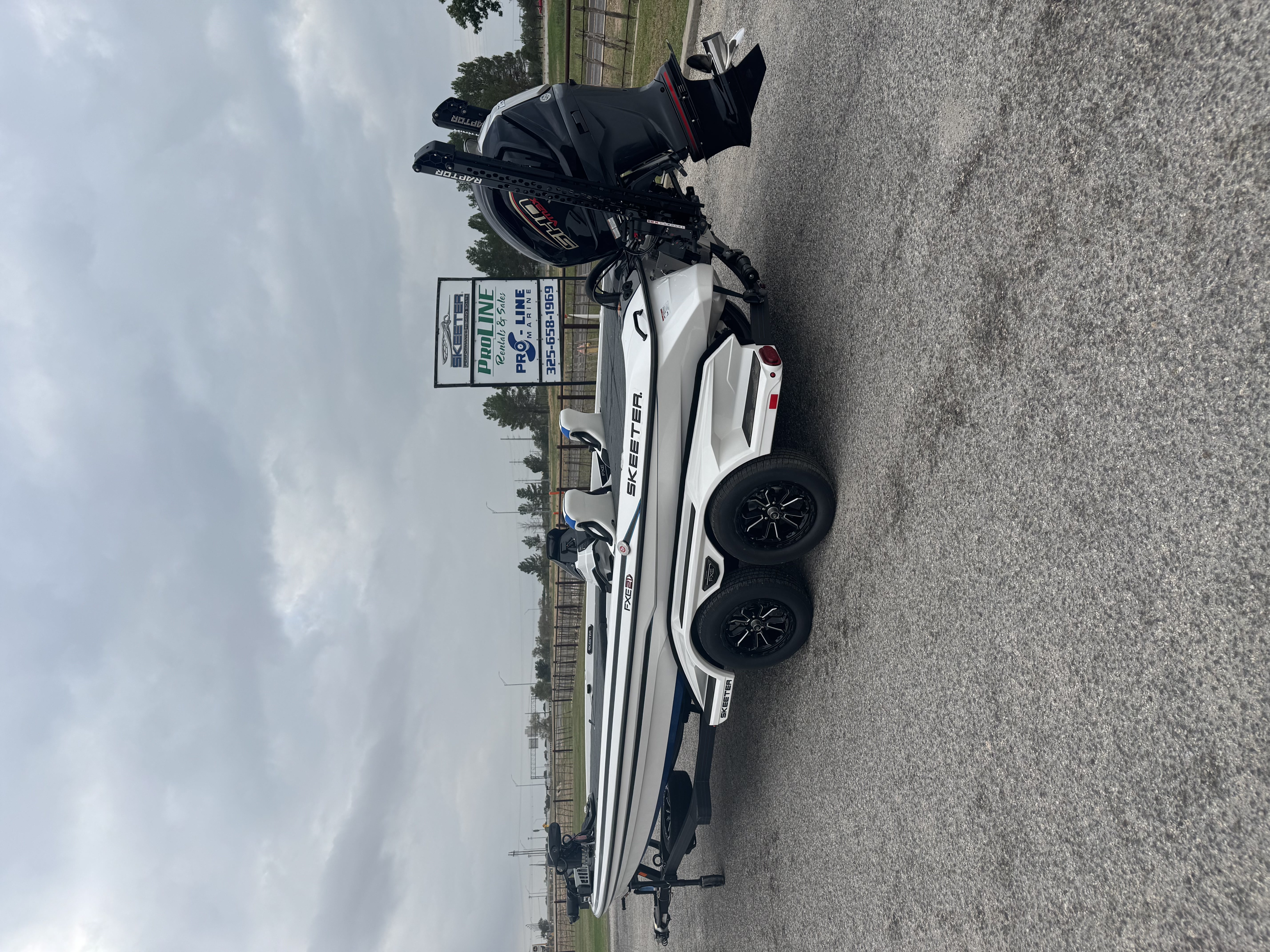 2027 Skeeter FXE 21LE Color 2